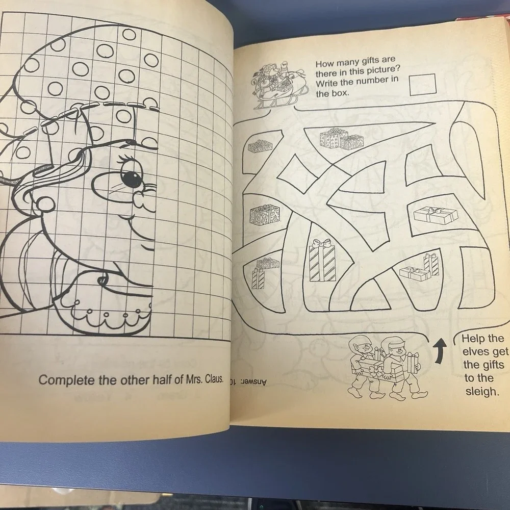 Vintage‎ jumbo Christmas coloring and activity book Landolls 1993 edition puppy